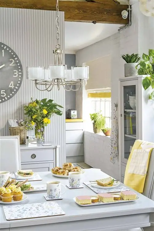 вазы с цветами