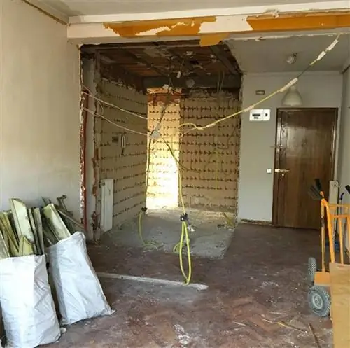 Пол, Потолок, Комната, Стена, Электропроводка, Электроснабжение, Газ, Строительный материал, Балка, Фанера,