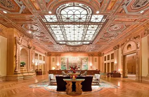Отель Millennium Biltmore в Лос-Анджелесе