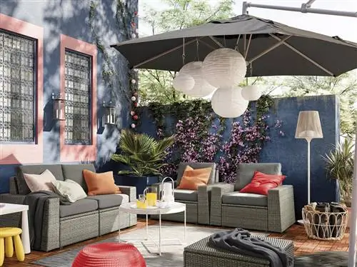 открытая терраса с мебелью ikea