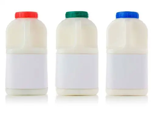 Пластиковая бутылка, Бутылка, Продукт, Бутылка с водой, Молоко, Вода, Пластик, Молочные продукты, Напиток, Посуда,
