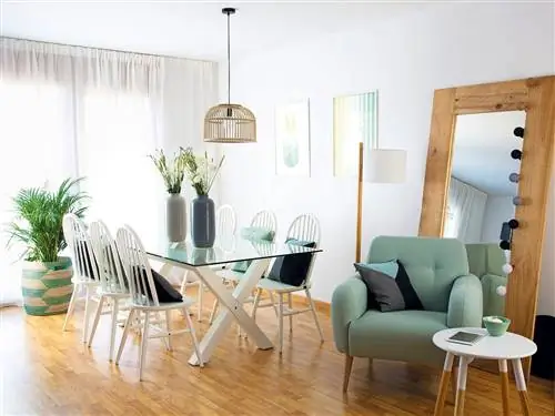 Комната, Мебель, Дизайн интерьера, Этаж, Гостиная, Столовая, Недвижимость, Деревянный настил, Стол, Ламинат,