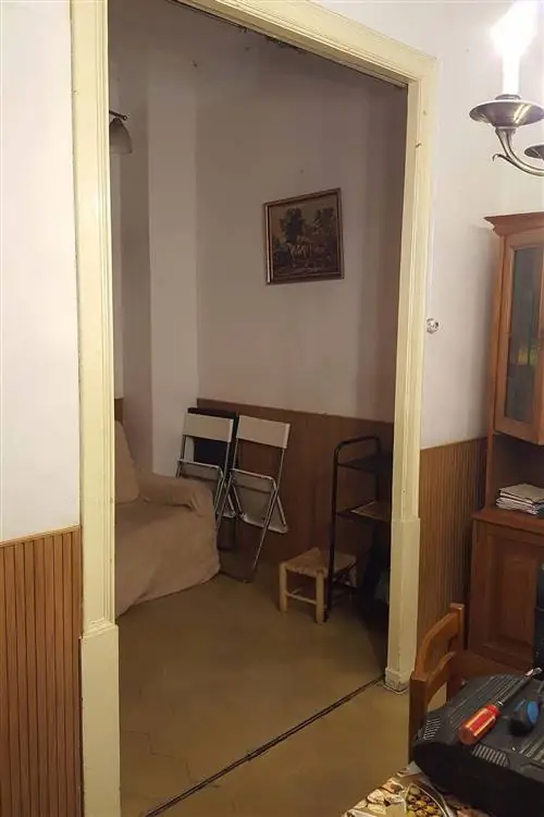 Квартира с ремонтом в Барселоне: ДО: Гостиная и столовая