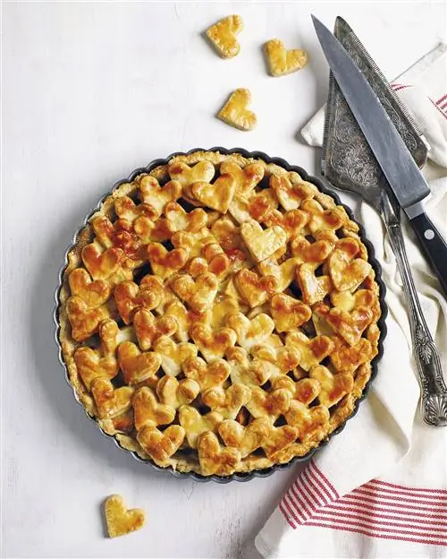 яблочный пирог с заварным кремом