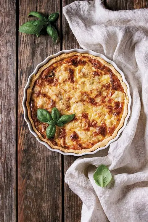 пирог с беконом и луком-пореем