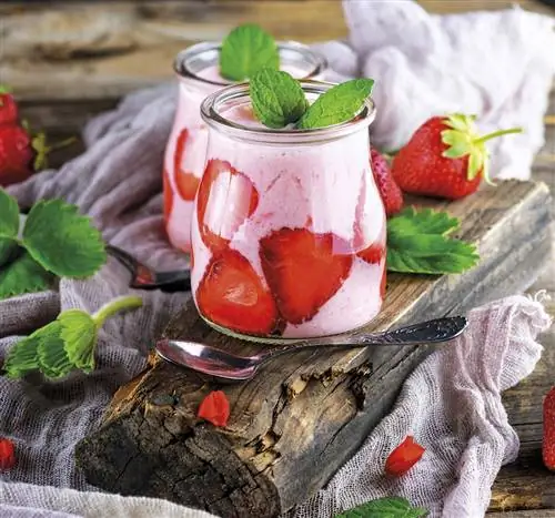 Стаканчики для клубничного йогурта