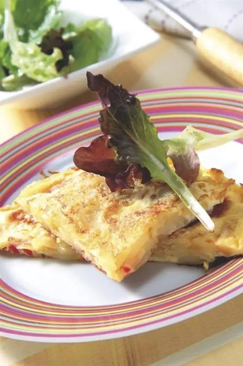 картофельный омлет с перцем