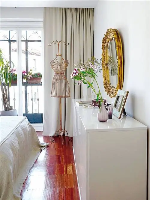 белая спальня