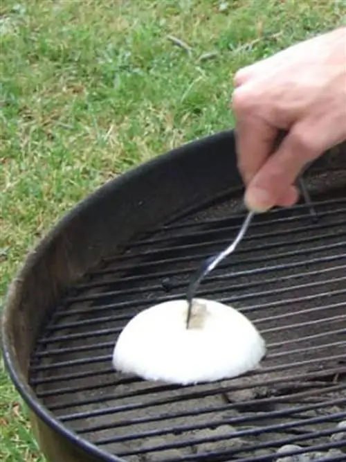Почистить шашлык луком