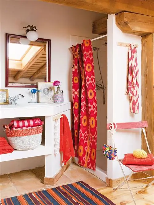 Комната, Дизайн интерьера, Этаж, Напольное покрытие, Текстиль, Красный, Дизайн интерьера, Светильник, Оранжевый, Ковер,