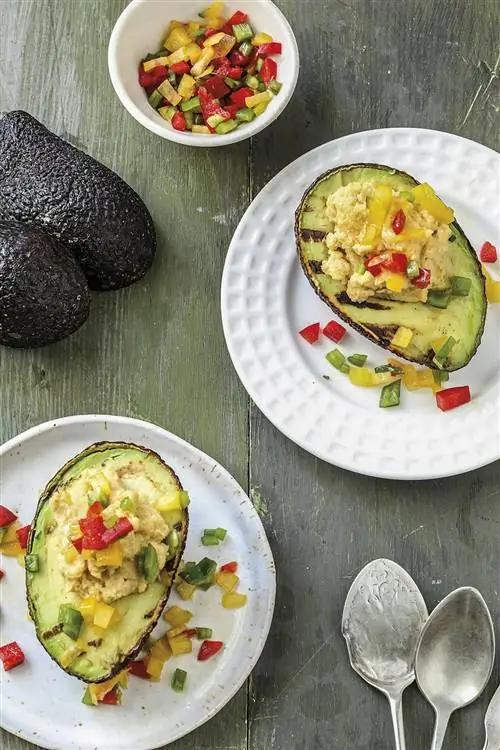 авокадо с хумусом