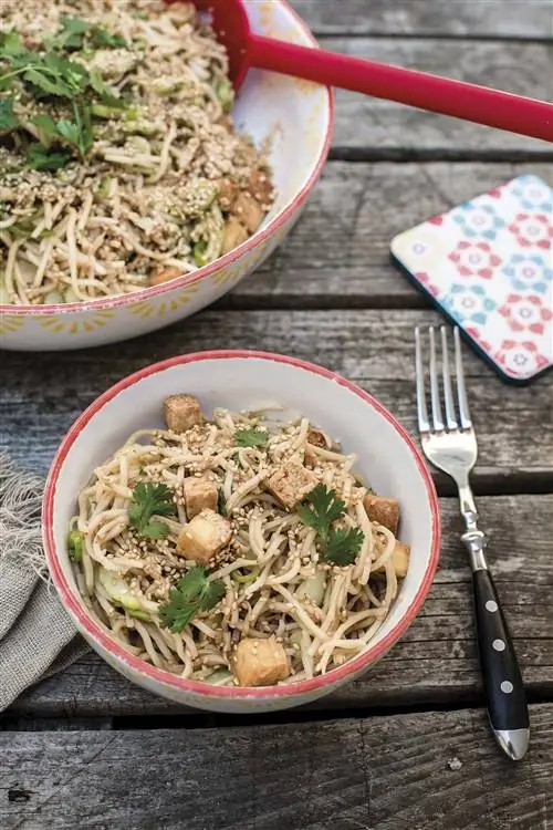 салат оцу с кунжутом