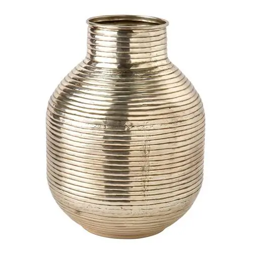 Ваза в этническом стиле