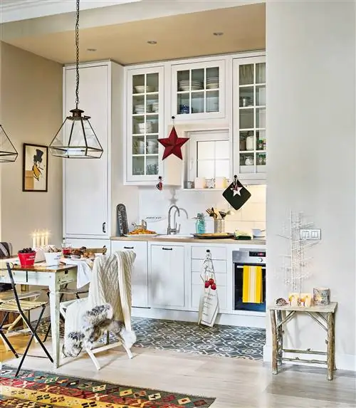 очень уютный дом в мадриде, украшенный к рождеству