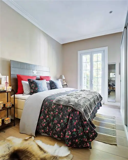 очень уютный дом в мадриде, украшенный к рождеству