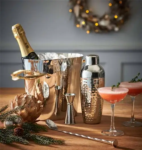 шампанское из кукурузного металла