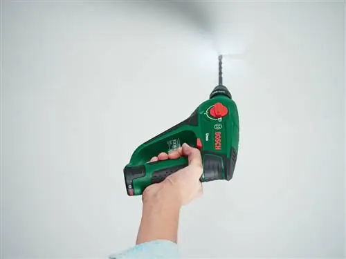 вешалка из веток