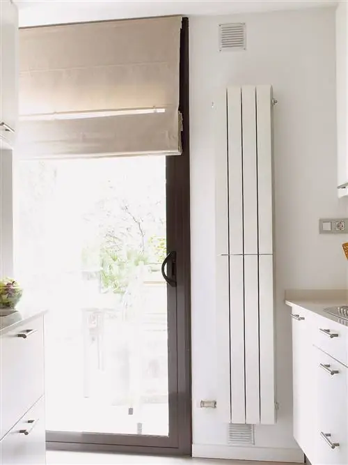 Дерево, Комната, Недвижимость, Пол, Стена, Ящик, Дизайн интерьера, Пол, Дом, Домашняя дверь,