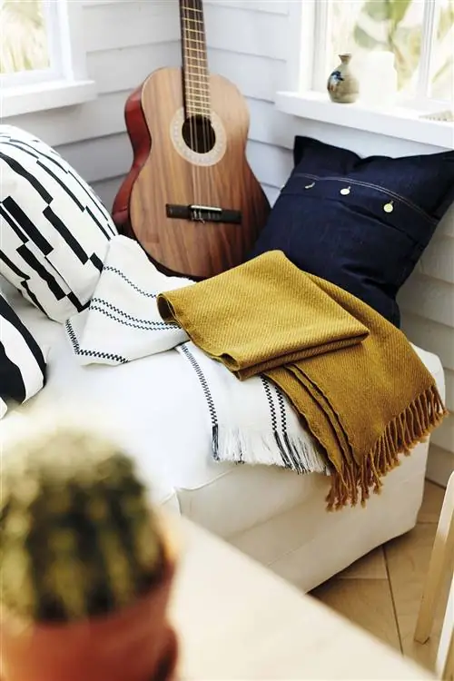 одеяла на диван в стиле деко из ikea