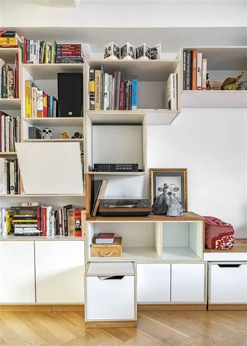 пол в бильбао разделительная полка