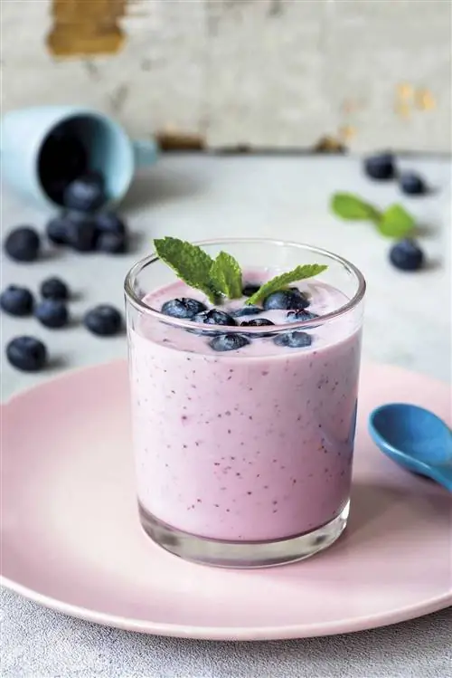 смузи из клубники и черники