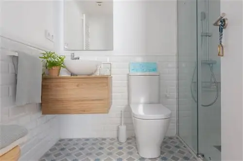 Ванная комната в скандинавском стиле с плиткой в стиле гидравлики