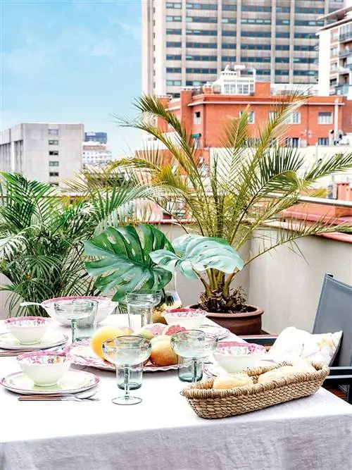 квартира в мадриде с открытой обеденной террасой