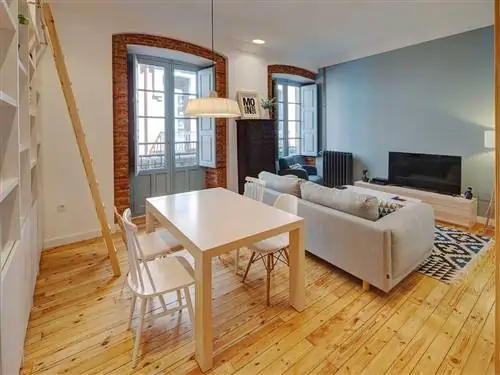 Комната, Недвижимость, Мебель, Этаж, Дизайн интерьера, Деревянный пол, Здание, Гостиная, Лиственная древесина, Дом,