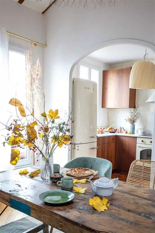 Дом @chloeandyou: Столовая и проход на кухню