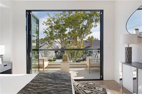 спальня с террасой