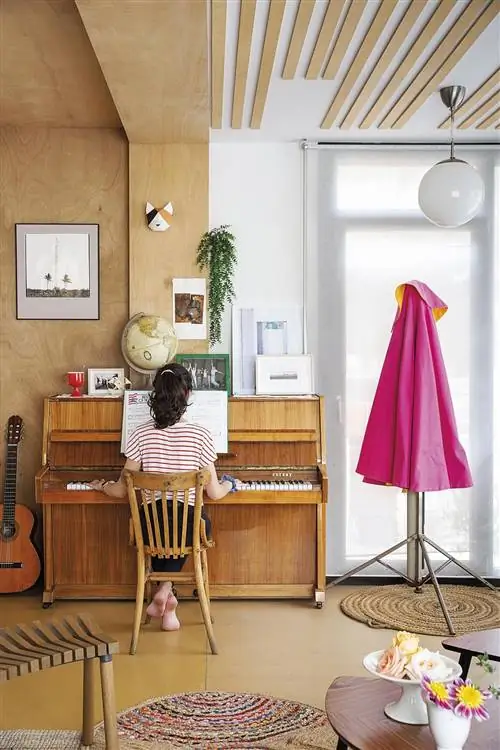 модульный дом гостиная с фортепиано