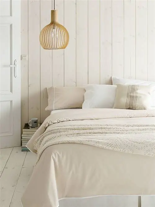 Комната, Кровать, Недвижимость, Дизайн интерьера, Текстиль, Стена, Постельные принадлежности, Спальня, Пол, Простыня,