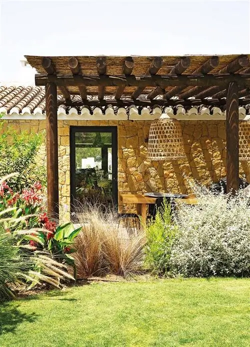 Беседка, Трава, Ботаника, Сад, Дом, Двор, Дерево, Весна, Ландшафтный дизайн, Архитектура,