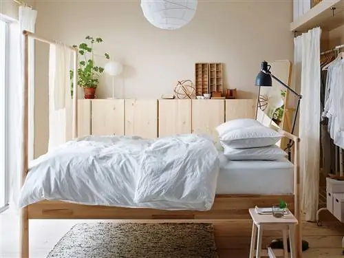 Спальня, Мебель, Кровать, Комната, Простыня, Каркас кровати, Недвижимость, Постельные принадлежности, Стена, Дизайн интерьера,