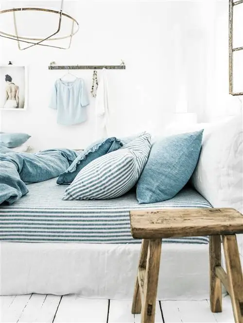 Мебель, Синий, Комната, Спальня, Простыня, Кровать, Бирюза, Стол, Постельные принадлежности, Дизайн интерьера,