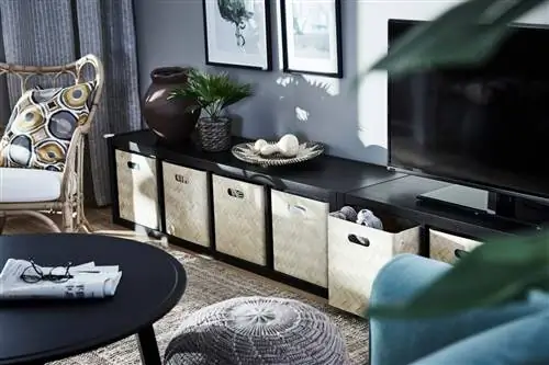 Комната, Черный, Мебель, Гостиная, Дизайн интерьера, Недвижимость, Зеленый, Стол, Дом, Главная,