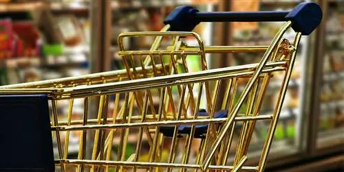 Продукты, которые стоит есть в январе: треска, грецкие орехи, баклажаны, бими