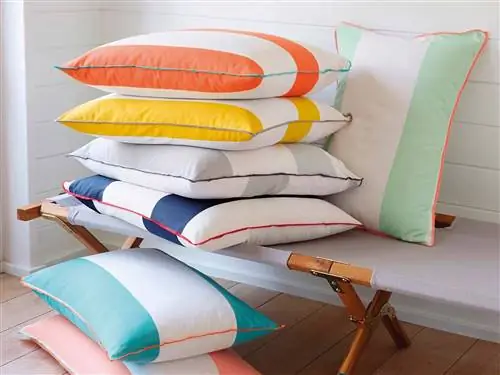 Подушка, Подушка, Постельные принадлежности, Оранжевый, Мебель, Декоративная подушка, Бирюзовый, Продукт, Простыня, Текстиль,