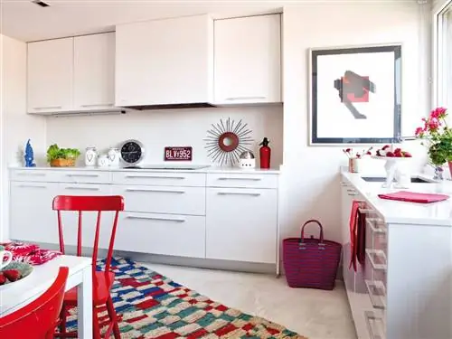 Комната, Дизайн интерьера, Красный, Дизайн интерьера, Этаж, Дом, Постельное белье, Краснодеревщик, Шкаф, Аксессуары для дома,