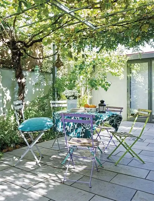 Веранды и сады: Затененная столовая