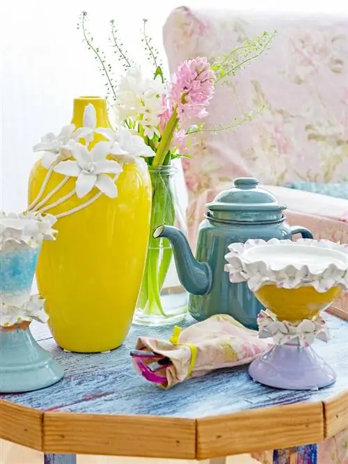 Serveware, Drinkware, Yellow, Dishware, Bottle, Artwork, Натюрморт фотография, Vase, Lavender, Artifact,