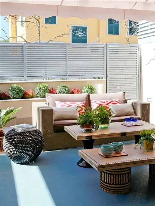 Цветочный горшок, Дизайн интерьера, Стол, Мебель, Диван, Дизайн интерьера, Дом, Гостиная, Мебель для улицы, Журнальный столик,