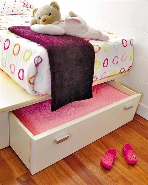 Дерево, Комната, Текстиль, Постельные принадлежности, Пол, Тапочки, Пол, Розовый, Постельное белье, Твердая древесина,