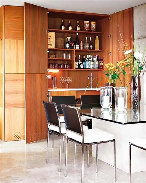 Вуд, Комната, Дизайн интерьера, Стекло, Твердая древесина, Этаж, Мебель, Настил, Шкаф, Бутылка,