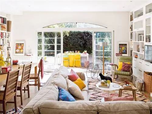 Комната, Дизайн интерьера, Жёлтый, Гостиная, Мебель, Дом, Стена, Диван, Дизайн интерьера, Подушка,