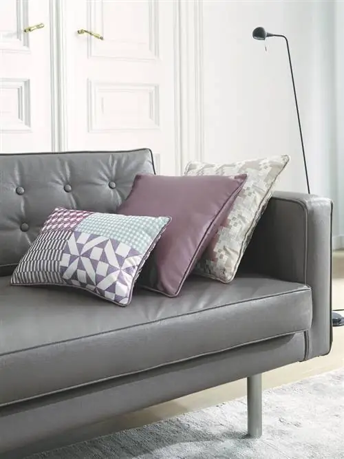 Комната, Коричневый, Дерево, Дизайн интерьера, Стена, Текстиль, Белый, Мебель, Пол, Диван,