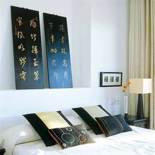 Дизайн интерьера, Комната, Кровать, Постельное белье, Спальня, Постельные принадлежности, Простыня, Лампа, Дизайн интерьера, Занавес,