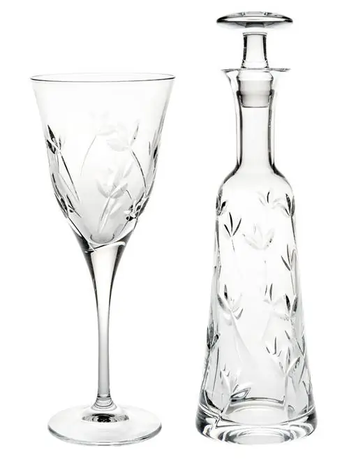 Посуда для напитков, Белый, Стекло, Посуда для бара, Белый, Жидкость, Бутылка, Бокалы, Стеклянная бутылка, Прозрачный материал, Посуда,