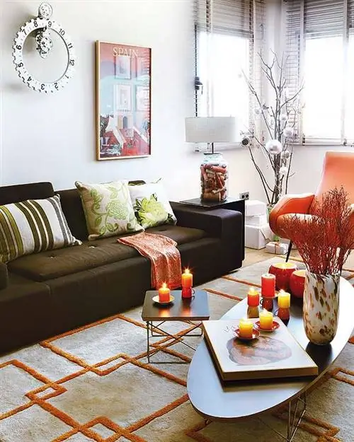 Комната, Дизайн интерьера, Гостиная, Мебель, Пол, Стол, Дом, Диван, Стена, Оранжевый,