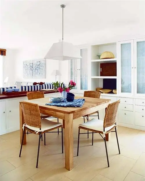 Комната, Этаж, Дизайн интерьера, Напольное покрытие, Стол, Мебель, Дизайн интерьера, Стул, Кухонный и обеденный стол, Столовая,